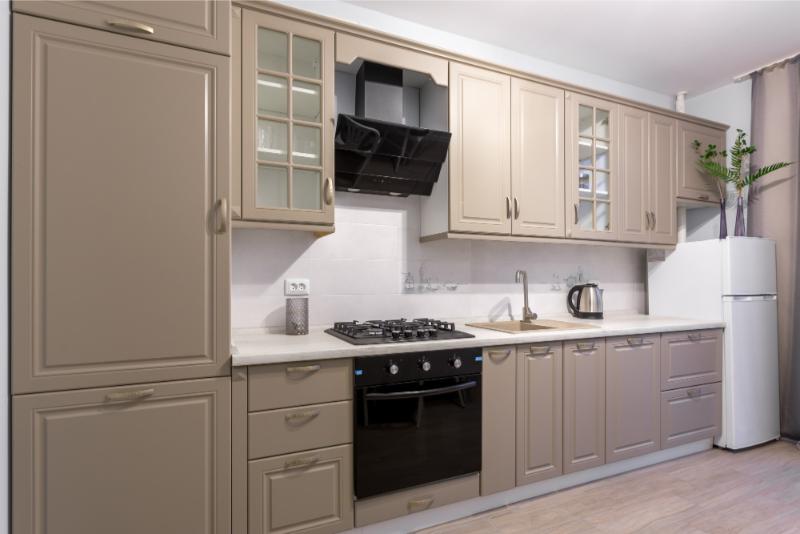 Kitchen Cabinet Spraying